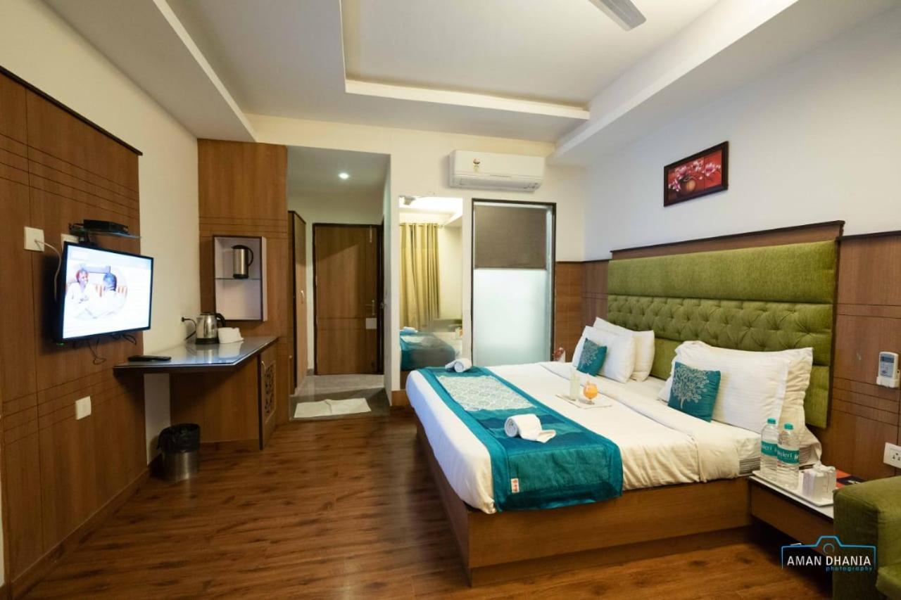 Hotel Classic Residency Kālka المظهر الخارجي الصورة