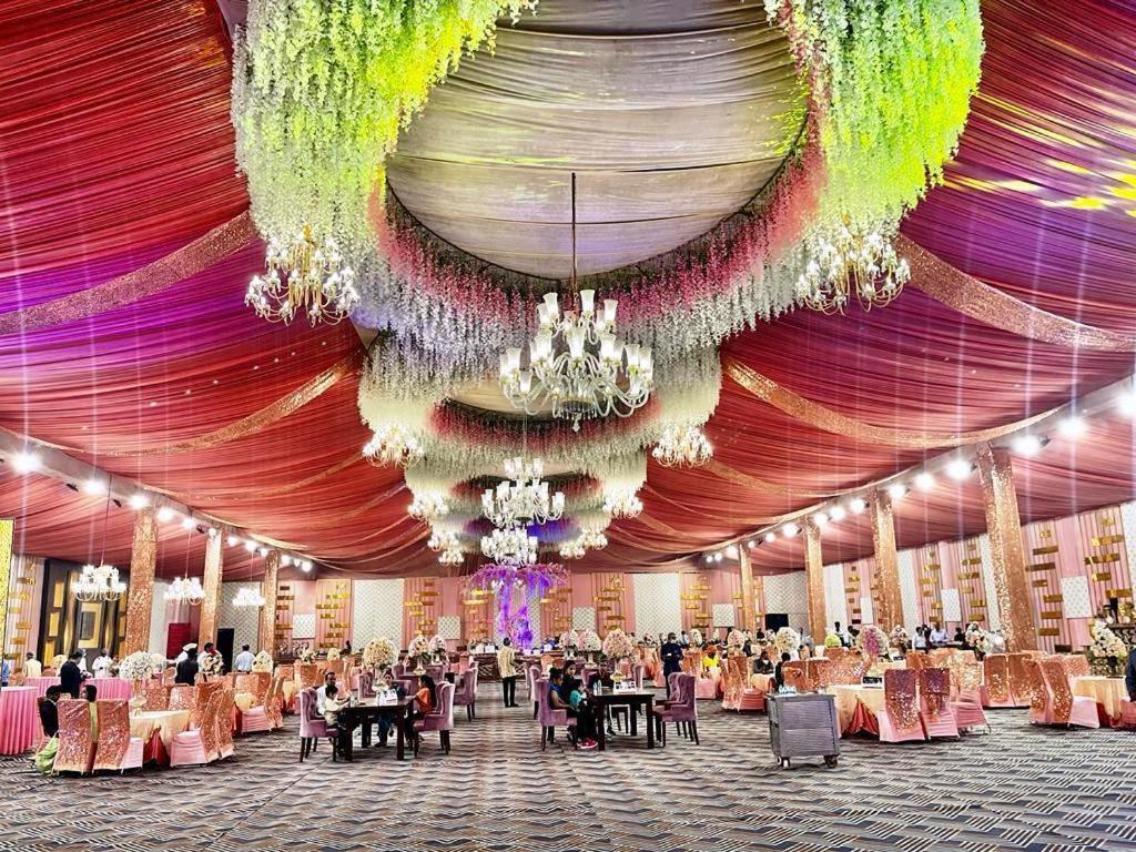 Hotel Classic Residency Kālka المظهر الخارجي الصورة