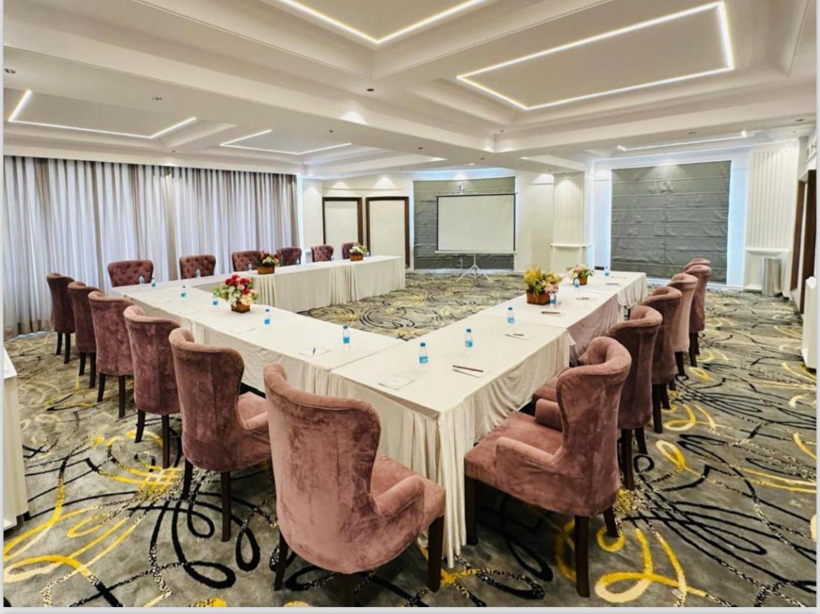 Hotel Classic Residency Kālka المظهر الخارجي الصورة